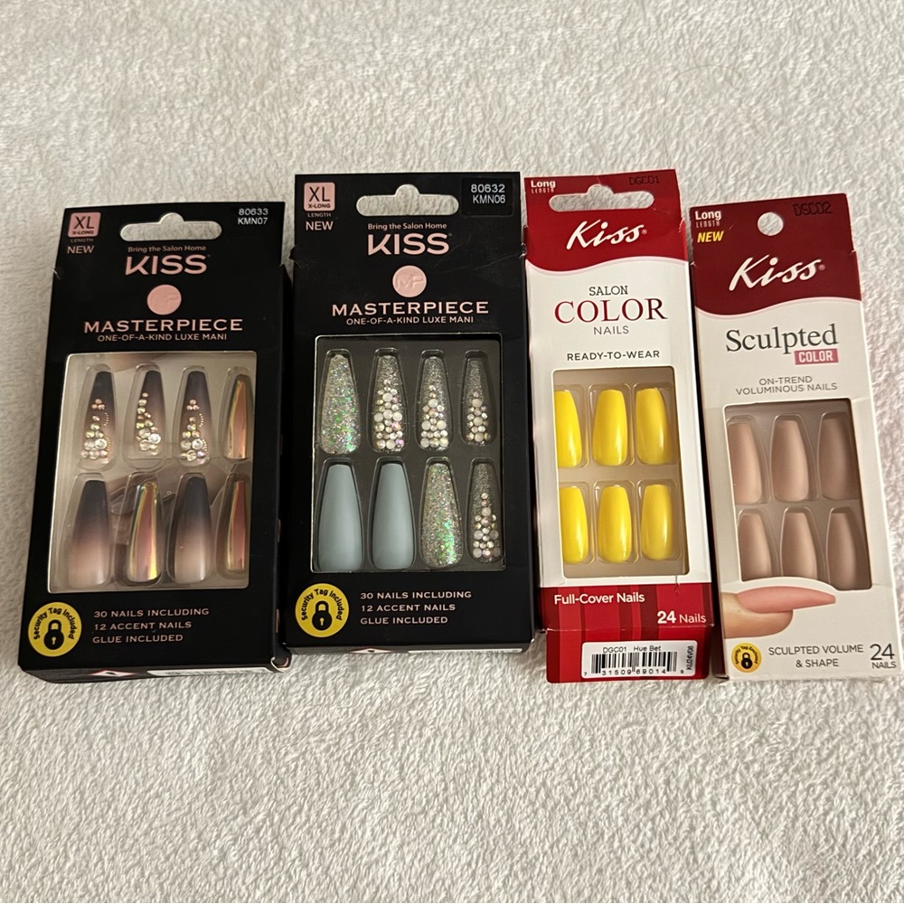 KISS NAILS BUNDLE XL LONG (NO NAIL GLUE INCLUDED)